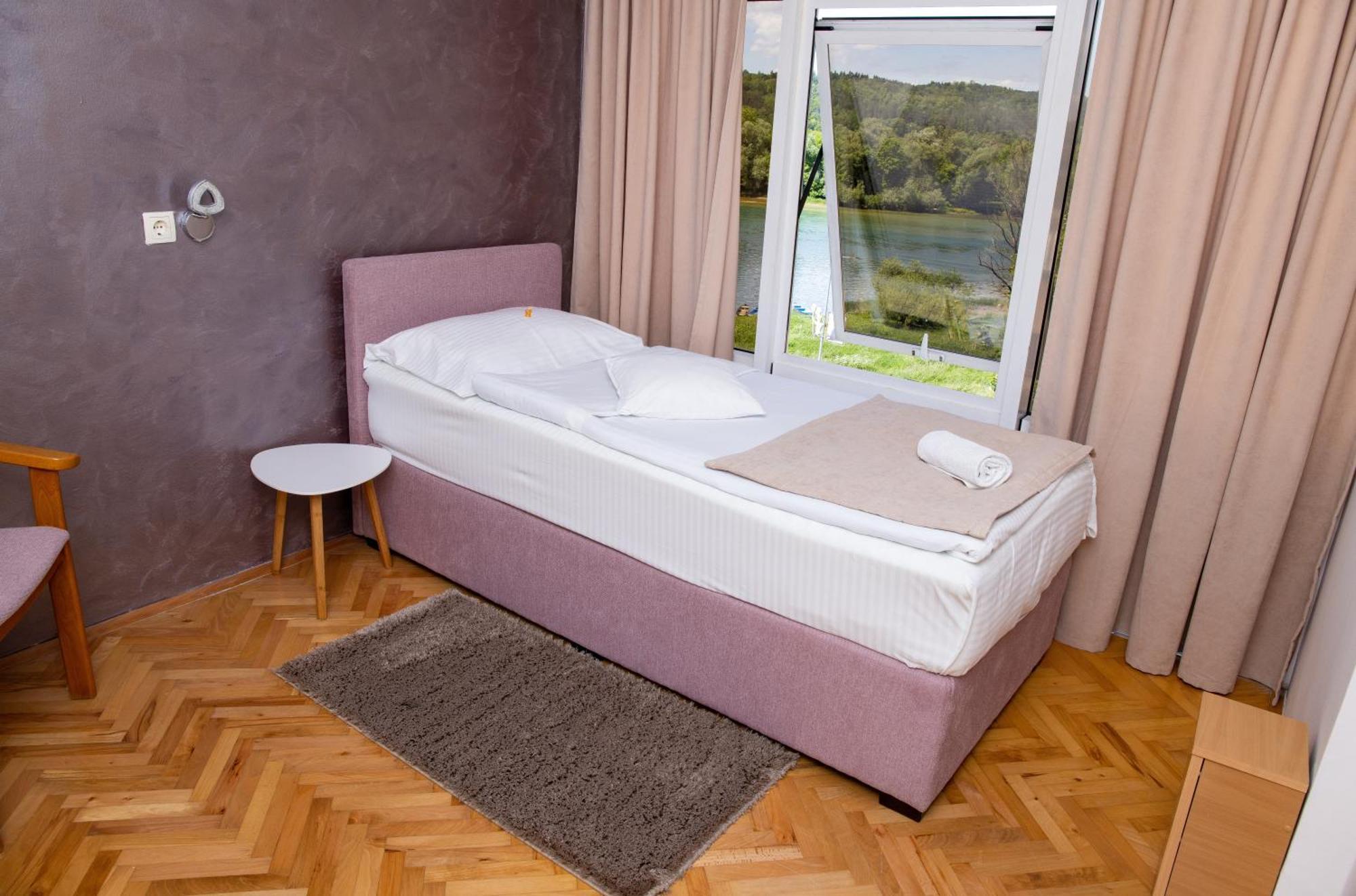 Motel New Sanatron Bosanski Novi Экстерьер фото