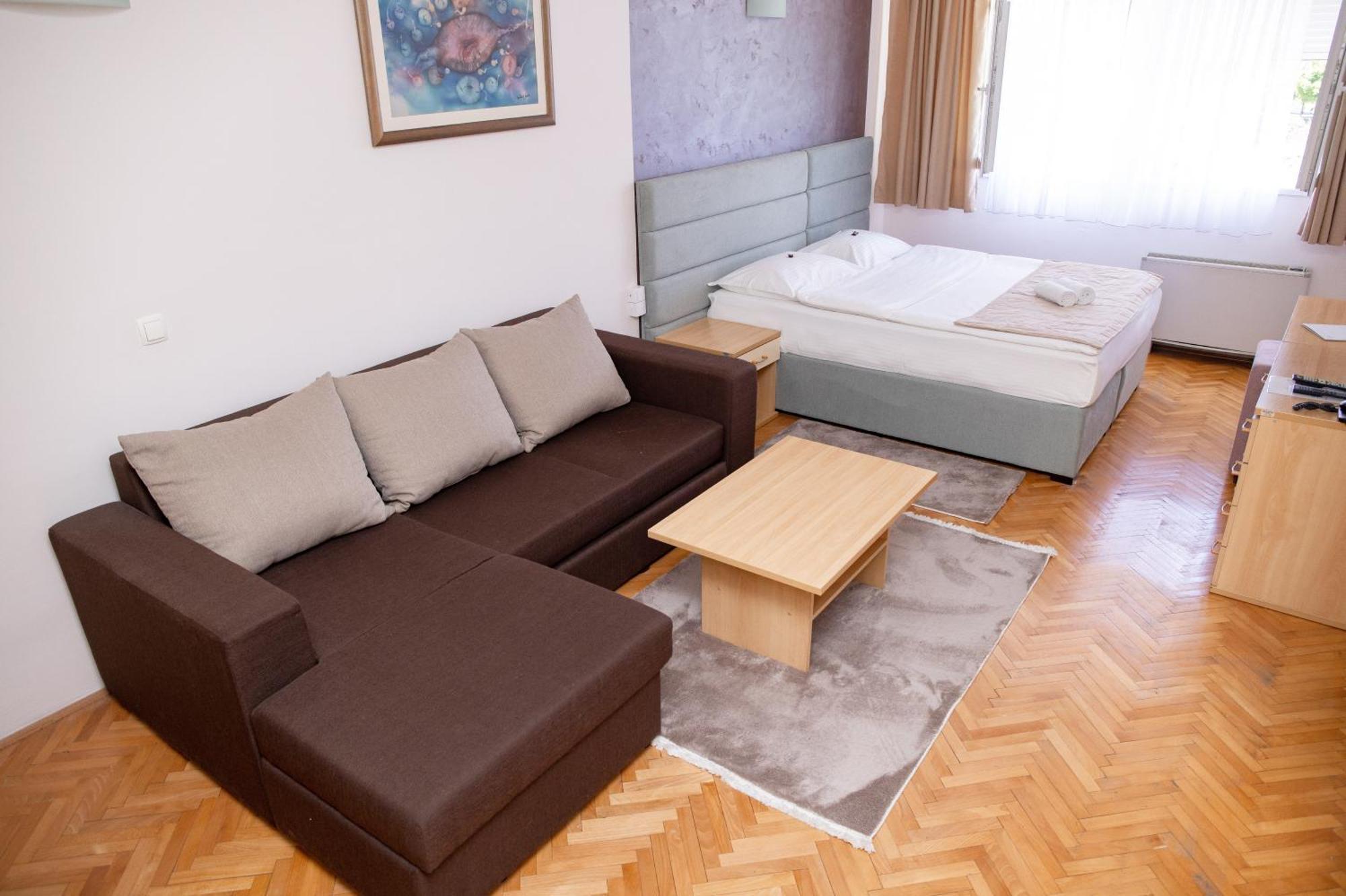 Motel New Sanatron Bosanski Novi Экстерьер фото